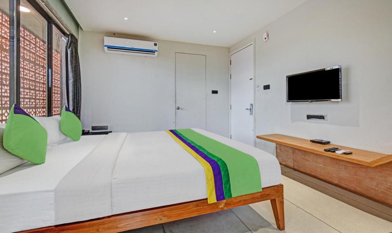 Hotel Treebo Aroma Executive Aurangābād Esterno foto